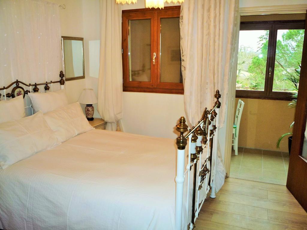 Bed and Breakfast Chez Edell Monpazier Pokój zdjęcie